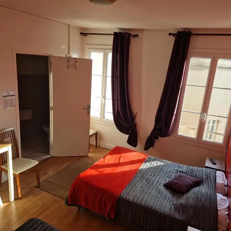 Du Commerce 2* Мийо