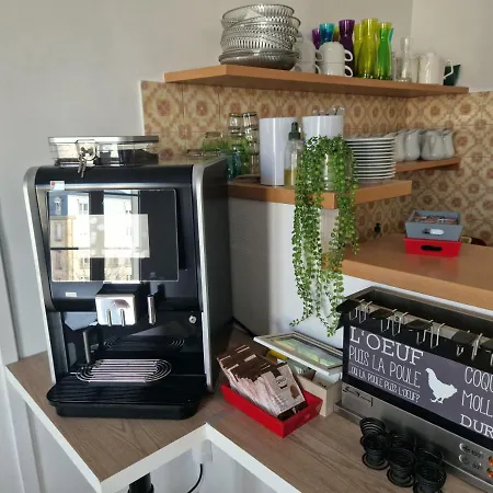 Du Commerce Отель Мийо