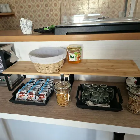 Du Commerce Отель